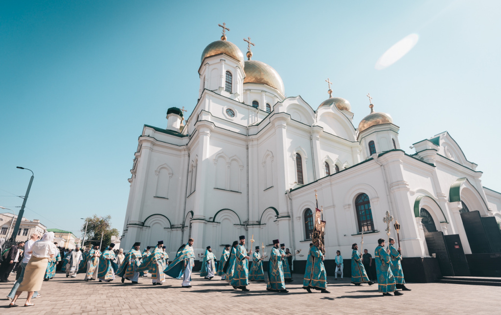 Божественная литургия в день празднования Рождества Пресвятой Владычицы нашей Богородицы и Приснодевы Марии